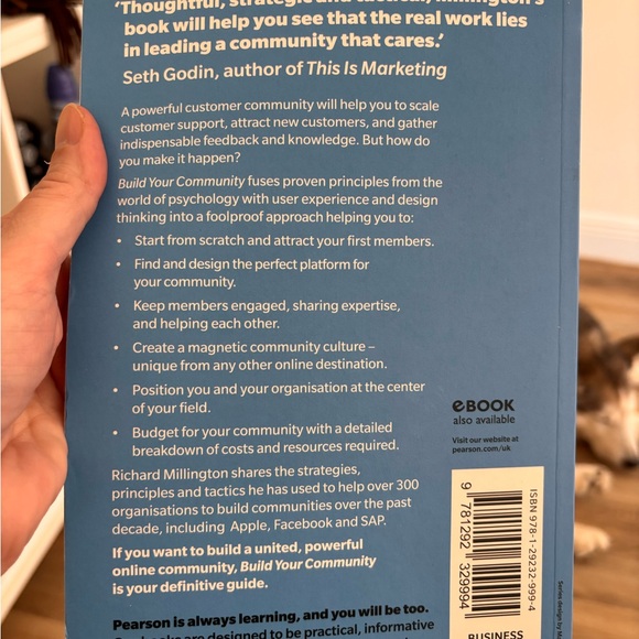 Build Your Community by Richard Millington - Picture 2 of 4